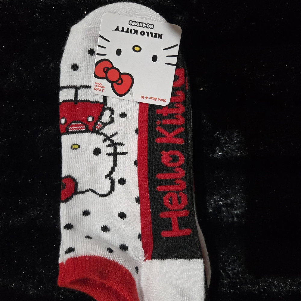 #49 (5 PAIR)Hello Kitty Ankle Sock BUNDLE ❤️❤️NWT